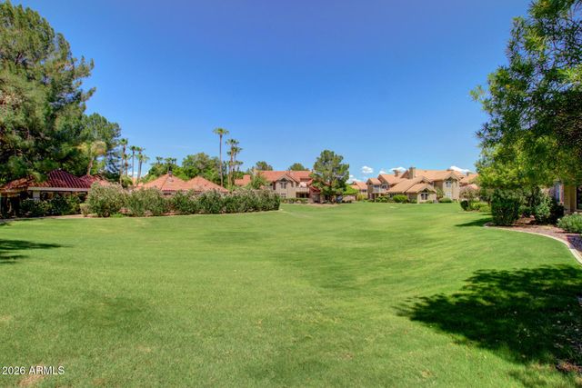 1633 E LAKESIDE Drive 35, Gilbert, AZ 85234