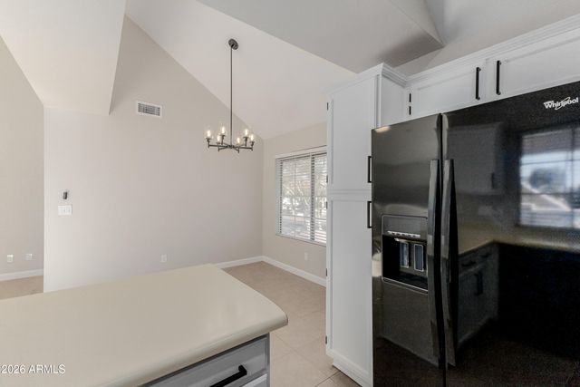 1633 E LAKESIDE Drive 35, Gilbert, AZ 85234