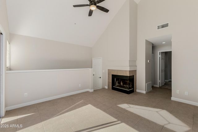 1633 E LAKESIDE Drive 35, Gilbert, AZ 85234