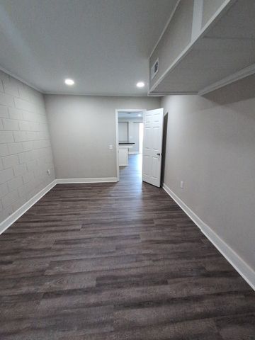 626 Power St Apt 3, Clarksville, TN 37042