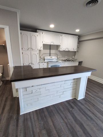 626 Power St Apt 3, Clarksville, TN 37042