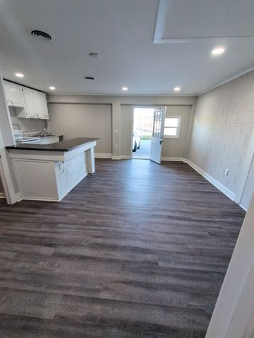 626 Power St Apt 3, Clarksville, TN 37042