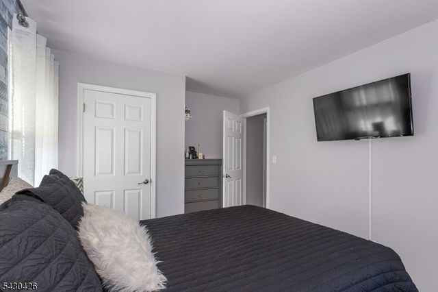 317 Jamestown Rd, Bridgewater Twp., NJ 08807