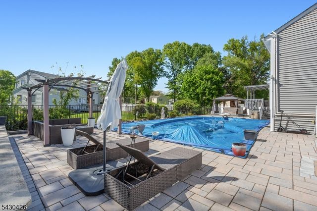 317 Jamestown Rd, Bridgewater Twp., NJ 08807