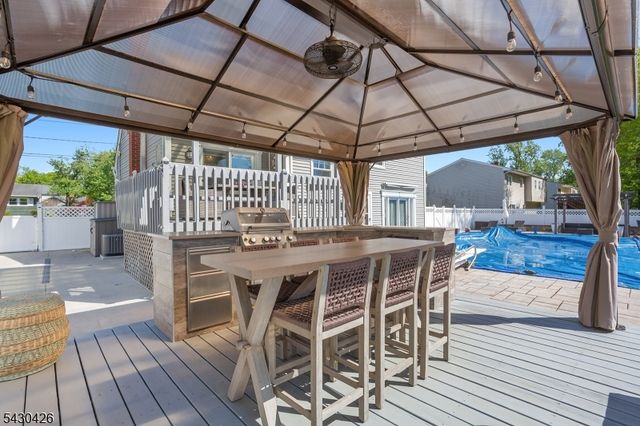 317 Jamestown Rd, Bridgewater Twp., NJ 08807