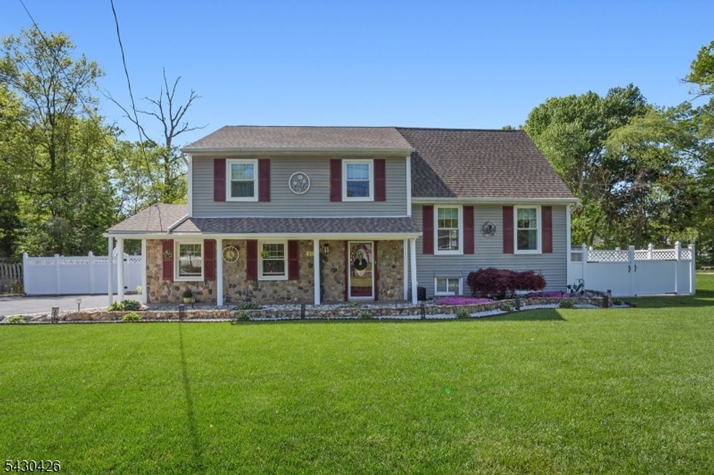 317 Jamestown Rd, Bridgewater Twp., NJ 08807