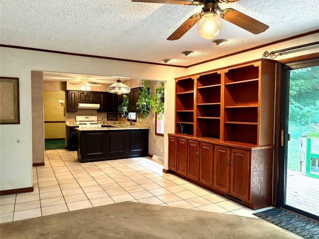 7621 WELCANA Drive, Fairview, PA 16415