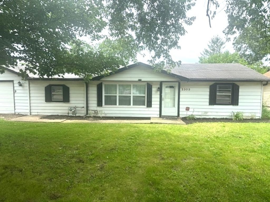2303 Greengold Street, Crest Hill, IL 60403
