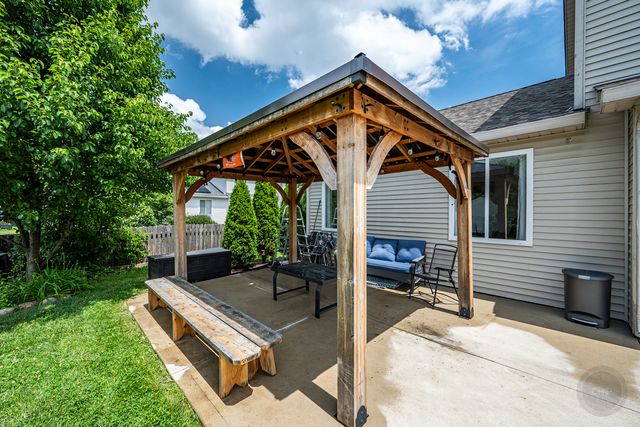 2709 Crested Butte Trail, Plainfield, IL 60586