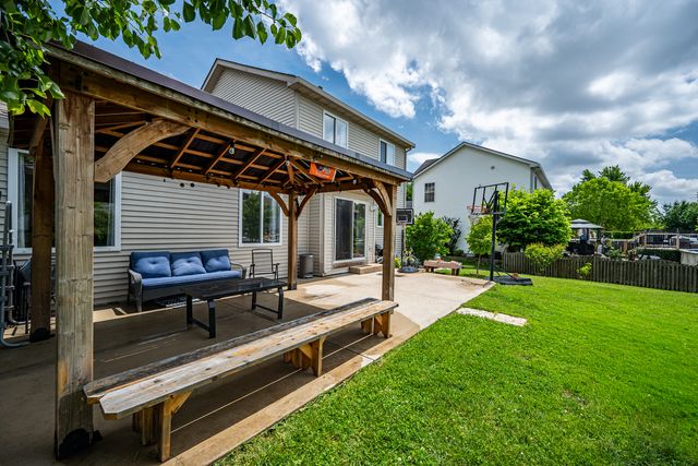 2709 Crested Butte Trail, Plainfield, IL 60586