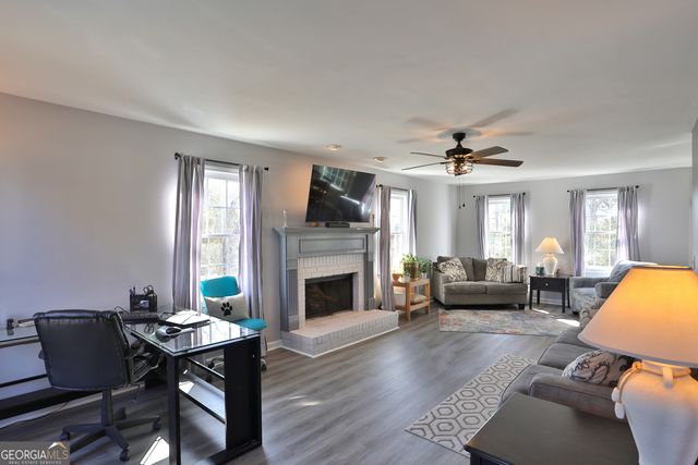 288 Derby Run, Dallas, GA 30132