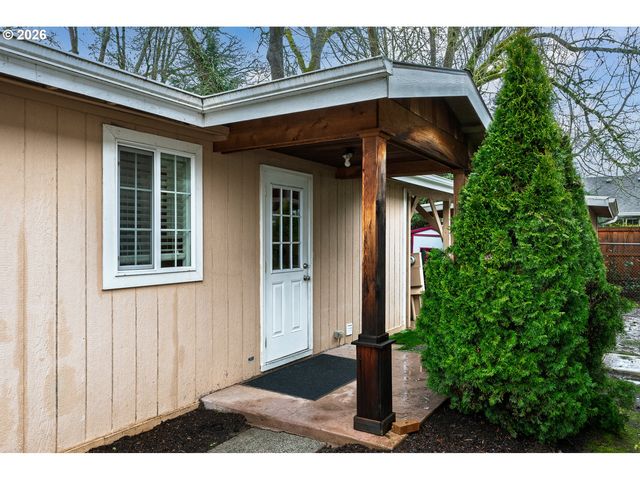 863 Sw LIBERTY BELL Dr, Beaverton, OR 97006