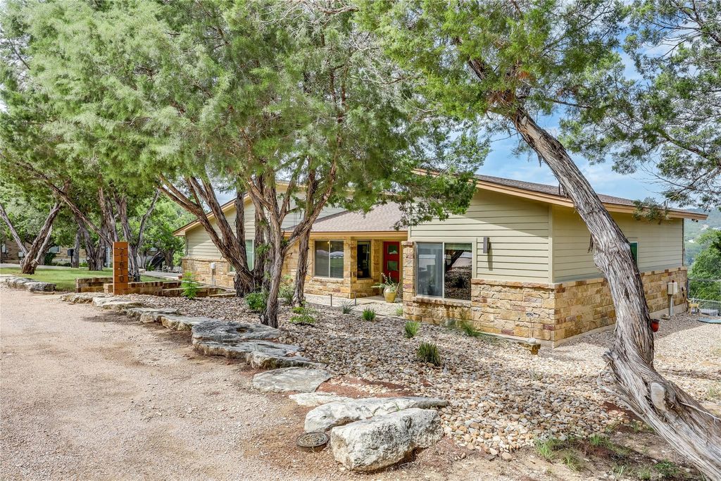 21510 Sierra TRL, Lago Vista, TX 78645