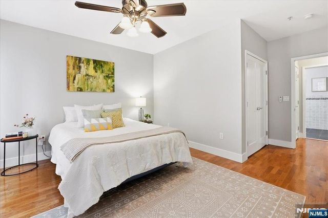 109 Harrison Street 300, Hoboken, NJ 07030