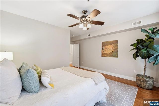 109 Harrison Street 300, Hoboken, NJ 07030