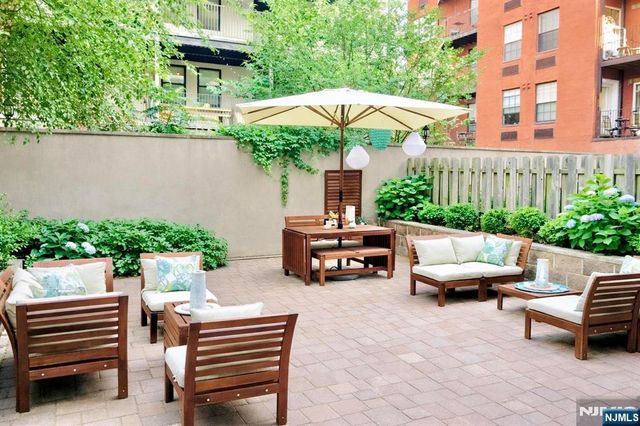 109 Harrison Street 300, Hoboken, NJ 07030