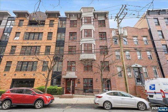 109 Harrison Street 300, Hoboken, NJ 07030