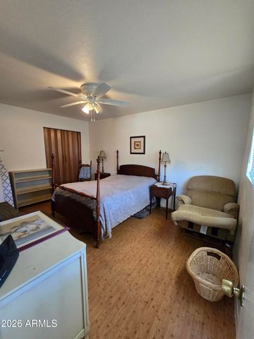 135 W ALICE Avenue, Phoenix, AZ 85021