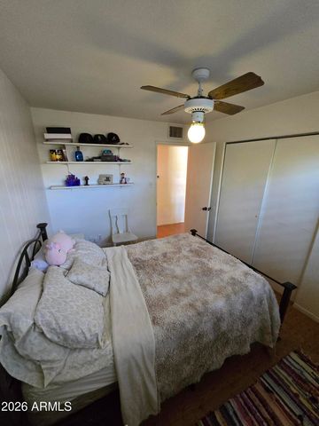 135 W ALICE Avenue, Phoenix, AZ 85021