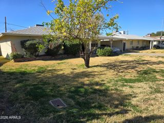 135 W ALICE Avenue, Phoenix, AZ 85021