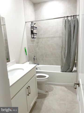 109 KING ST, Bensalem, PA 19020