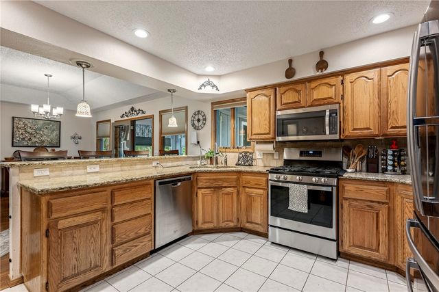 12 Drayton Lane, Bella Vista, AR 72715