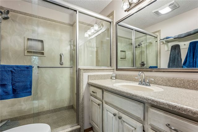 12 Drayton Lane, Bella Vista, AR 72715