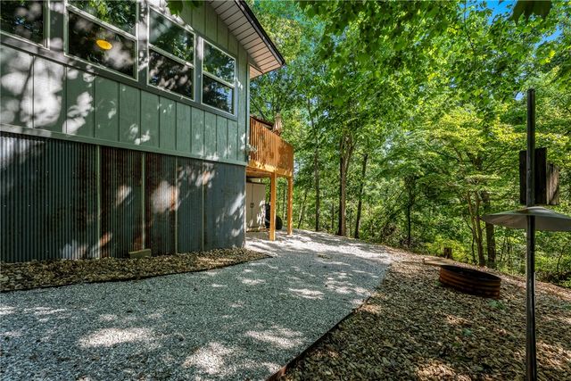 12 Drayton Lane, Bella Vista, AR 72715