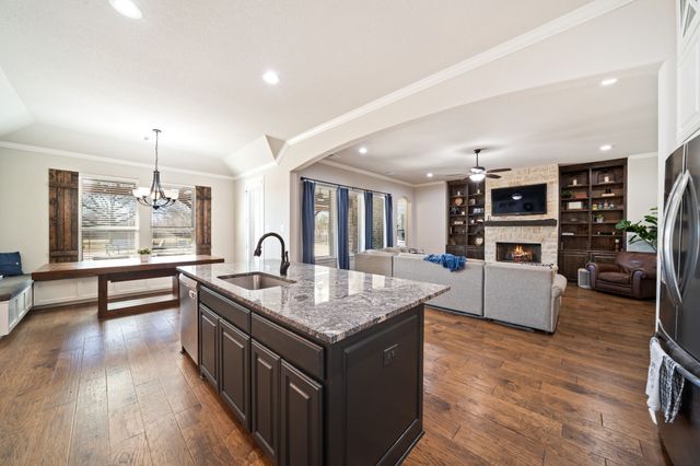 3601 Plainview Road, Midlothian, TX 76065