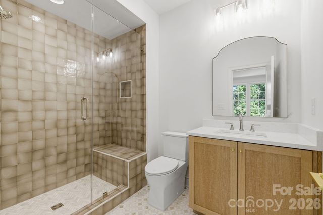 125 Randstone Court, Charlotte, NC 28211