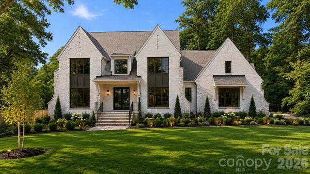 125 Randstone Court, Charlotte, NC 28211