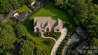 125 Randstone Court, Charlotte, NC 28211