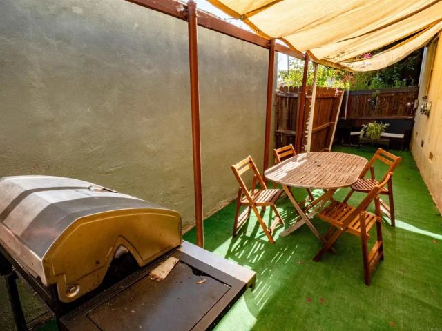 4411 McClintock, San Diego, CA 92116