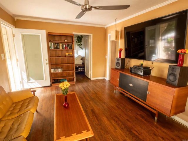 4411 McClintock, San Diego, CA 92116