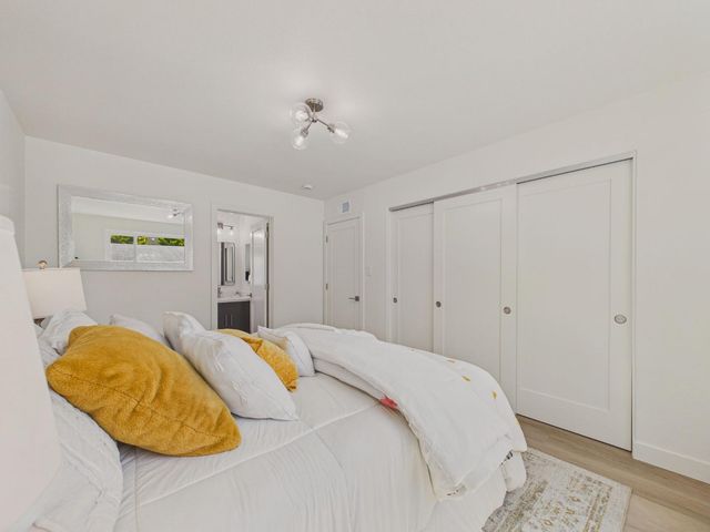 5077 Palmetto Avenue, Pacifica, CA 94044