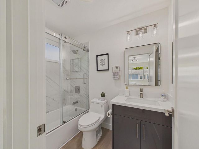 5077 Palmetto Avenue, Pacifica, CA 94044