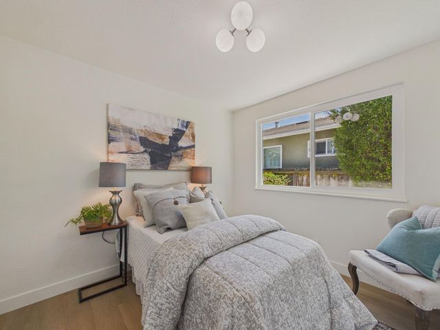 5077 Palmetto Avenue, Pacifica, CA 94044