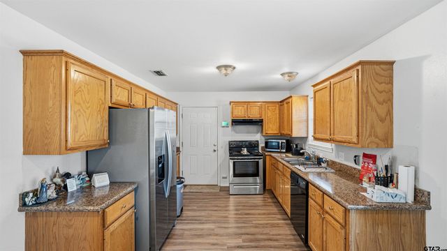 221 Private Road 8774, Ben Wheeler, TX 75754