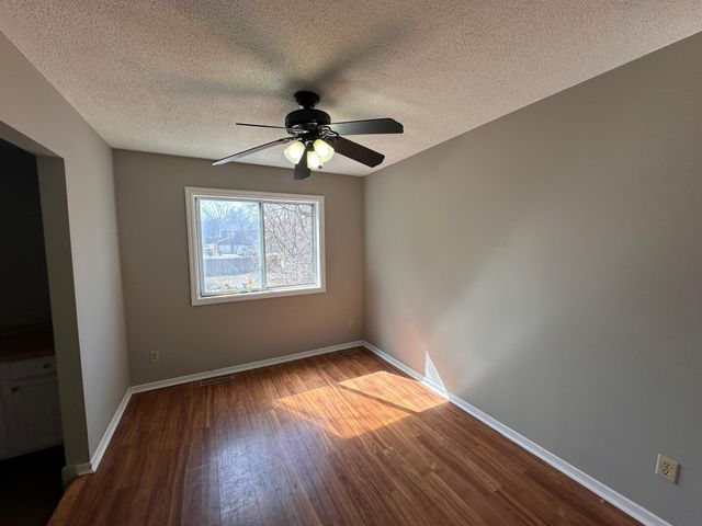 2076 Flanders Road, North Saint Paul, MN 55109