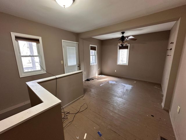 2076 Flanders Road, North Saint Paul, MN 55109