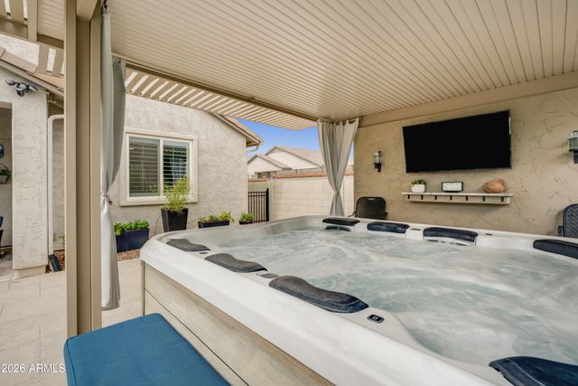 13458 W HACKAMORE Drive, Peoria, AZ 85383