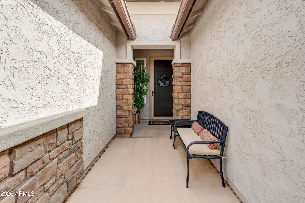 13458 W HACKAMORE Drive, Peoria, AZ 85383 — photo 2