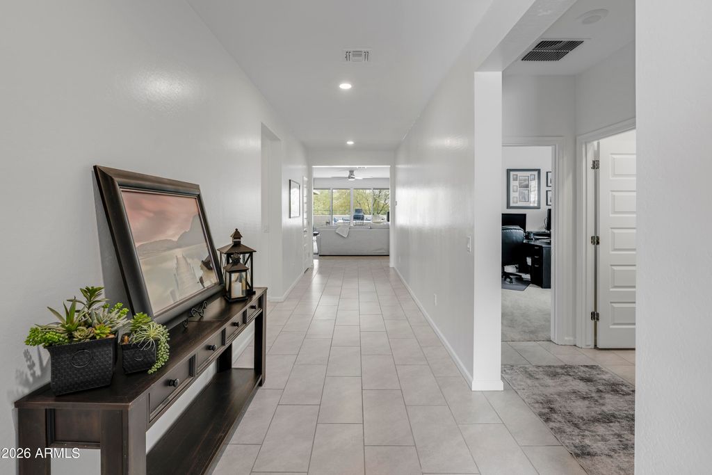 13458 W HACKAMORE Drive, Peoria, AZ 85383 — photo 3