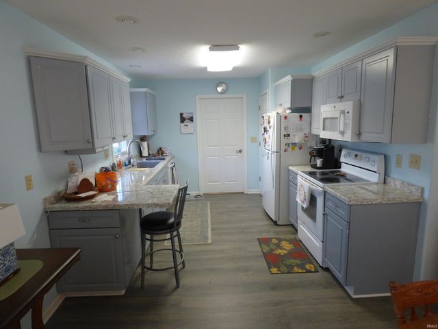 845 Makenna Circle, Frankfort, IN 46041