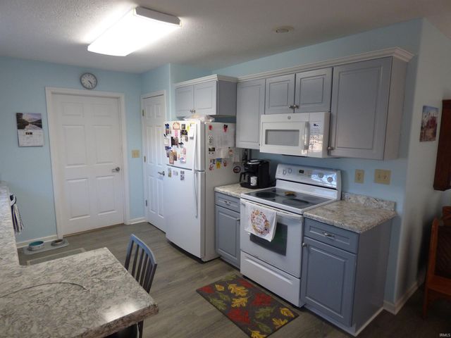 845 Makenna Circle, Frankfort, IN 46041