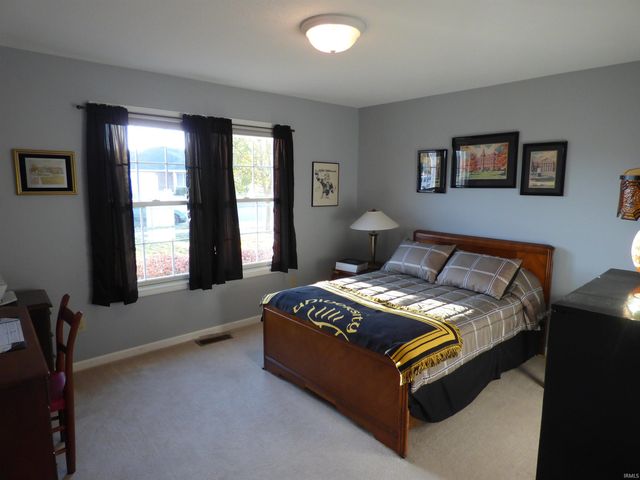 845 Makenna Circle, Frankfort, IN 46041