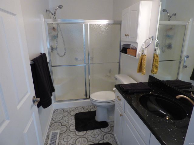 845 Makenna Circle, Frankfort, IN 46041