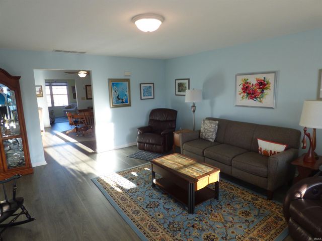 845 Makenna Circle, Frankfort, IN 46041