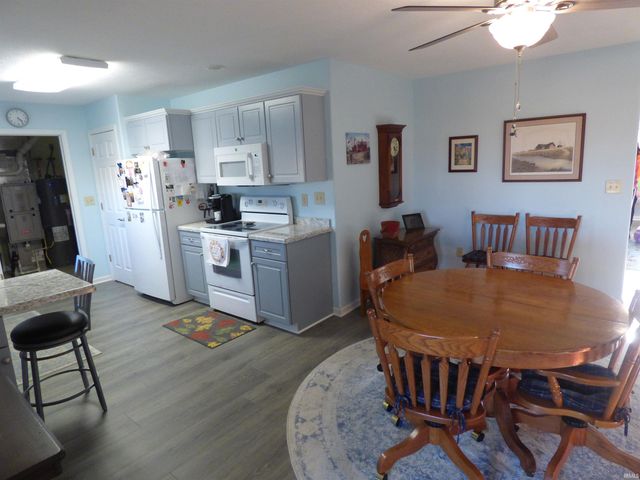 845 Makenna Circle, Frankfort, IN 46041