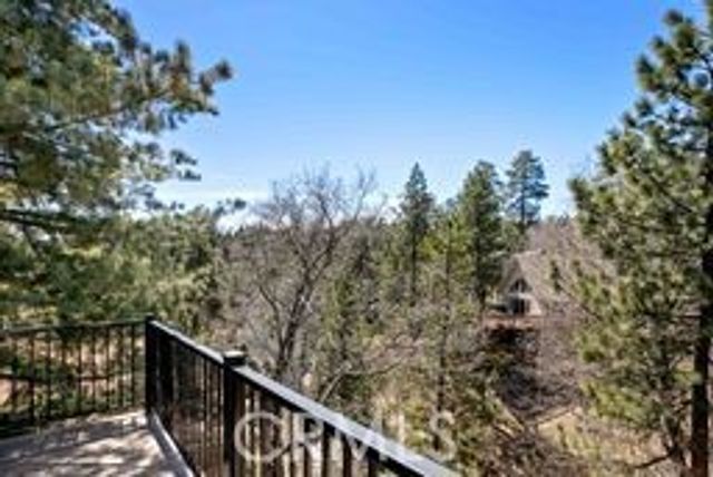 26665 Modoc Lane, Lake Arrowhead, CA 92352